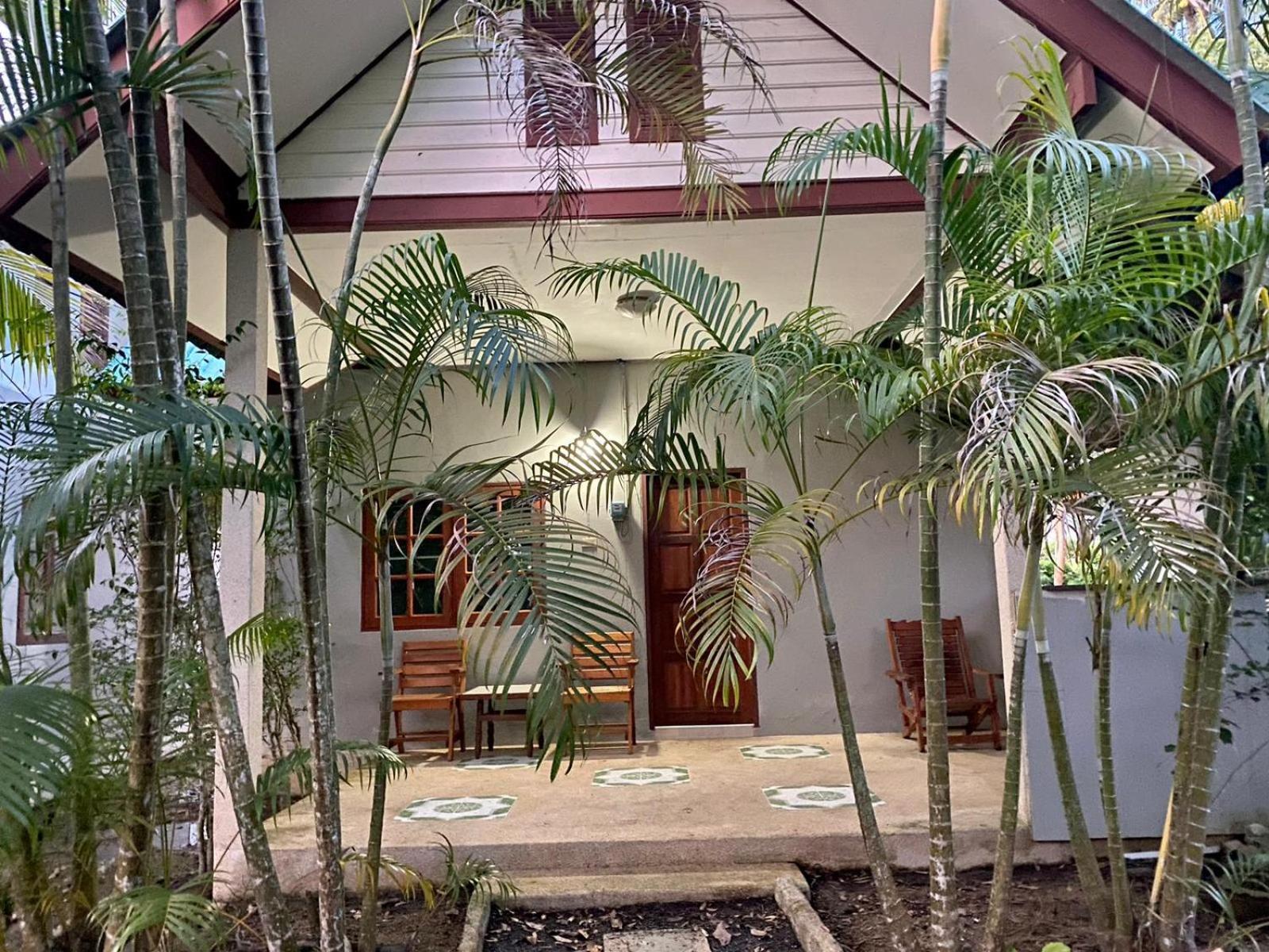 Coconut Bungalow Nai Yang Beach 외부 사진