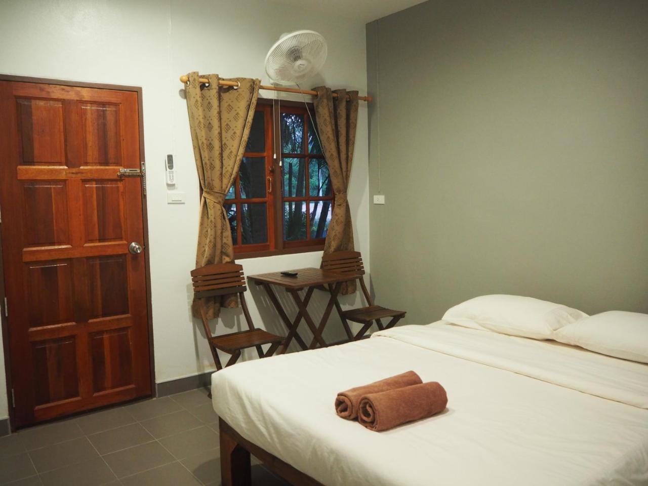 Coconut Bungalow Nai Yang Beach 외부 사진